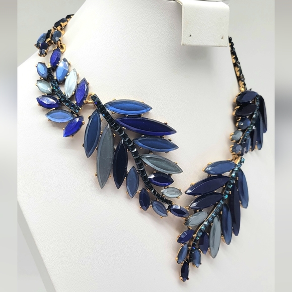 Oscar de la Renta Blue Swarovski Crystal + Glass Leaf Statement Necklace Gold - Picture 7 of 14